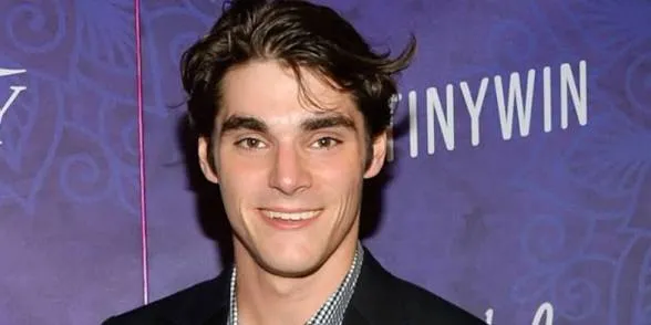 Breaking Bad's RJ Mitte, Disability Advocate, Dies at 34