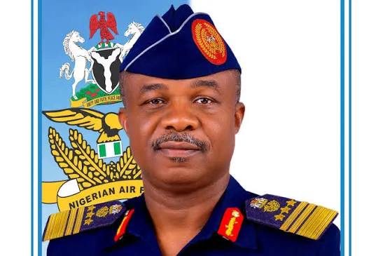 Nigerian Air Force Achieves 6,100 Flying Hours Under Aneke