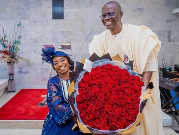 Governor Sanwo-Olu Surprises Wife at Women’s Conference