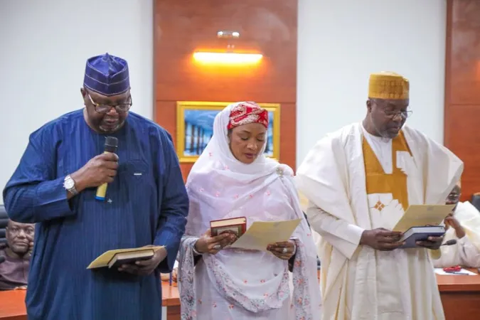 Kaduna Deputy Governor Balarabe Swears In New Officials