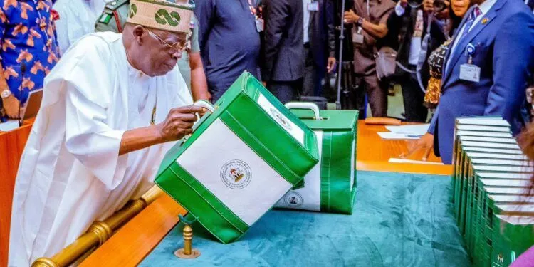 Nigeria's Fiscal Deficit Narrows to N330 Billion in Q3 2025