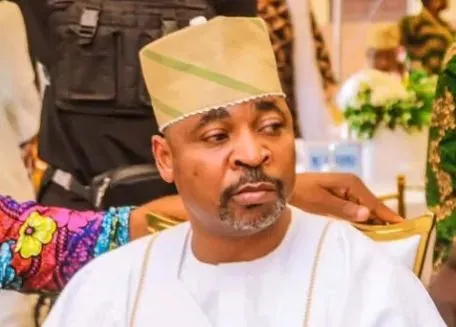 MC Oluomo Claims Practical Knowledge Exceeds Graduates'