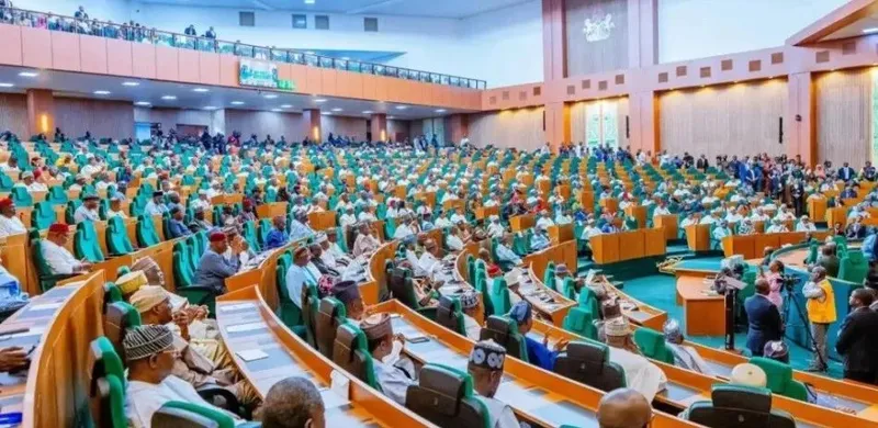 Reps Investigate CBN, NNPCL Over N5.3 Trillion Debt