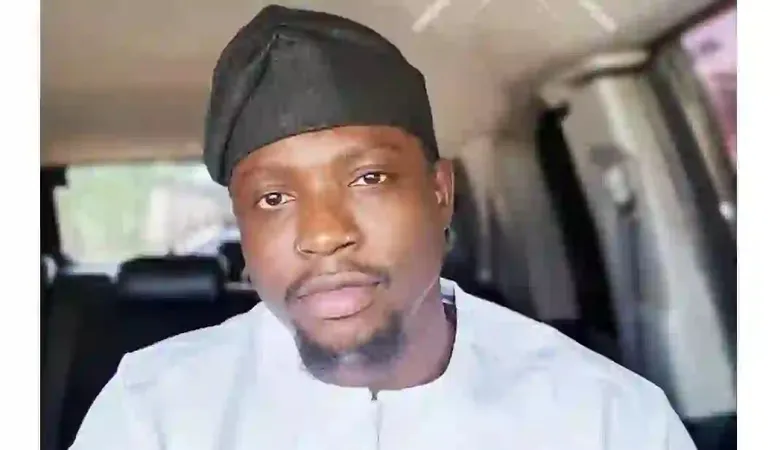 Fayose Criticizes Police for Inviting VeryDarkMan