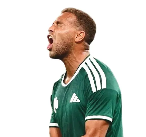 Dessers Shines with Brace as Panathinaikos Advances