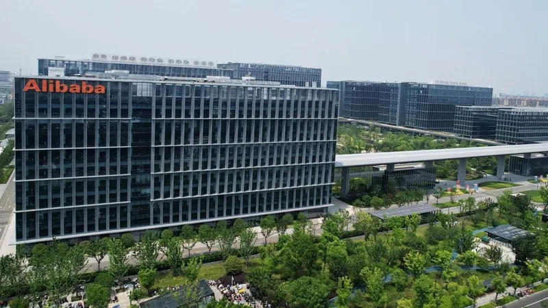 Alibaba Launches Zhenwu V900 AI Chip at Apsara Conference
